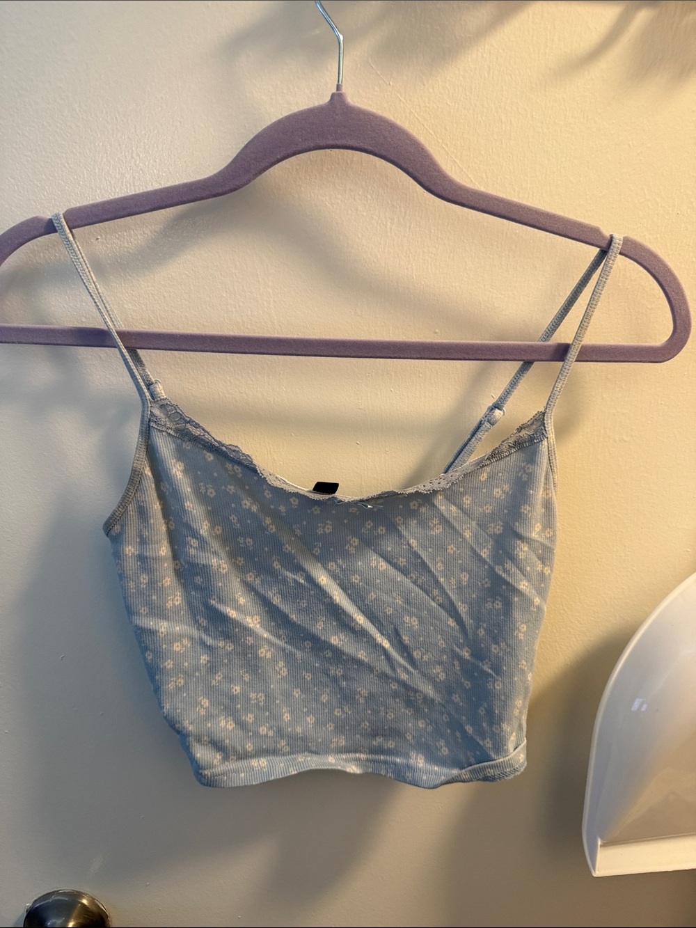 Blue Floral Ribbed Lace-Trim Cropped Cami